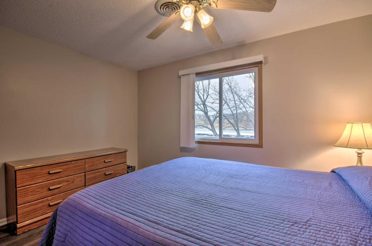 On-The-Water Retreat With Dock Pet Friendly! Villa Lake Ozark Exterior photo
